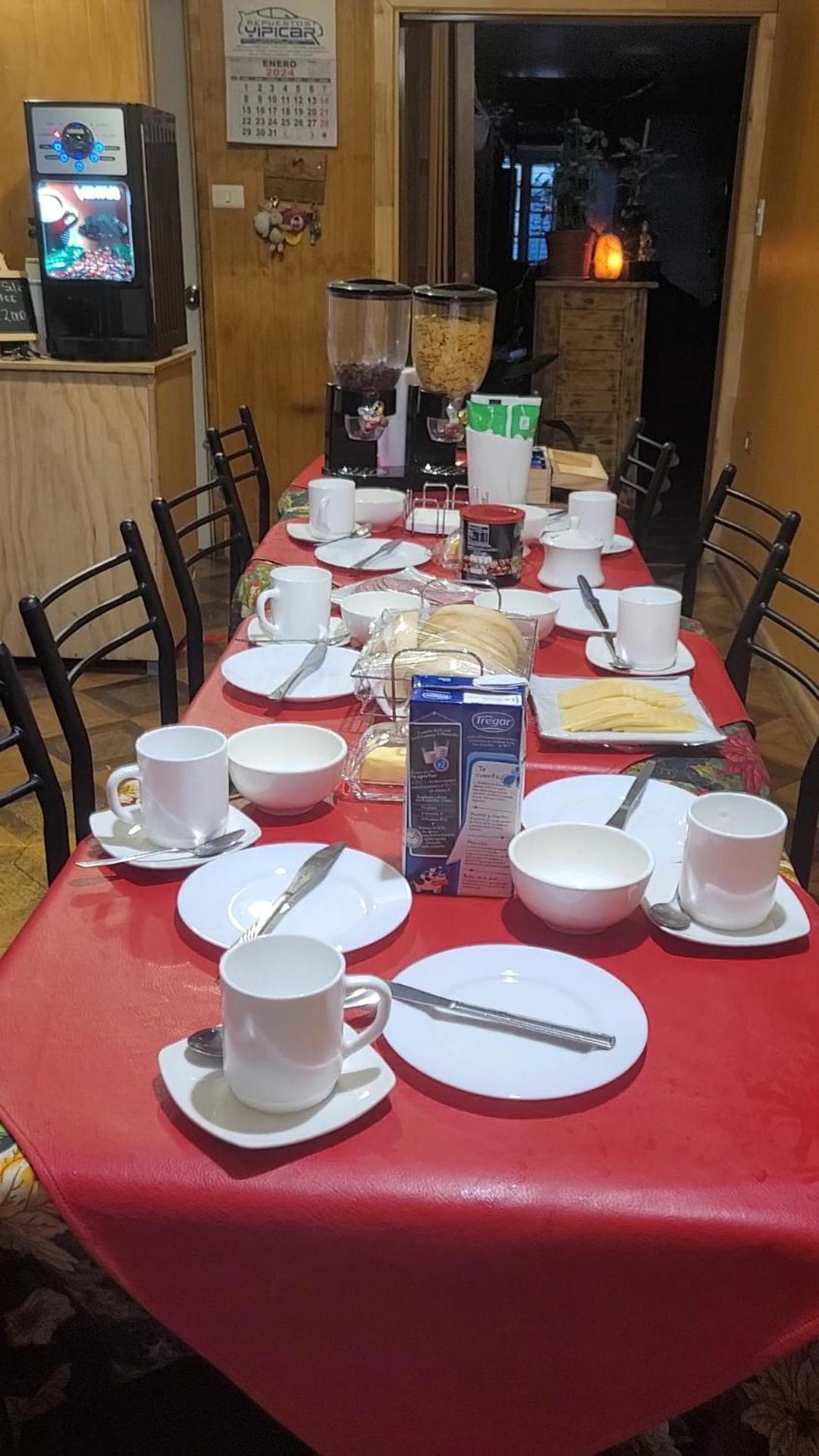 Hostal Traveltour El Campesino Puerto Natales Exterior foto
